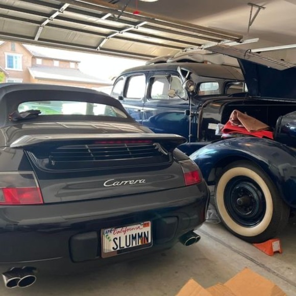 Meet your Posher, Gilbert - Picture 1 of 1